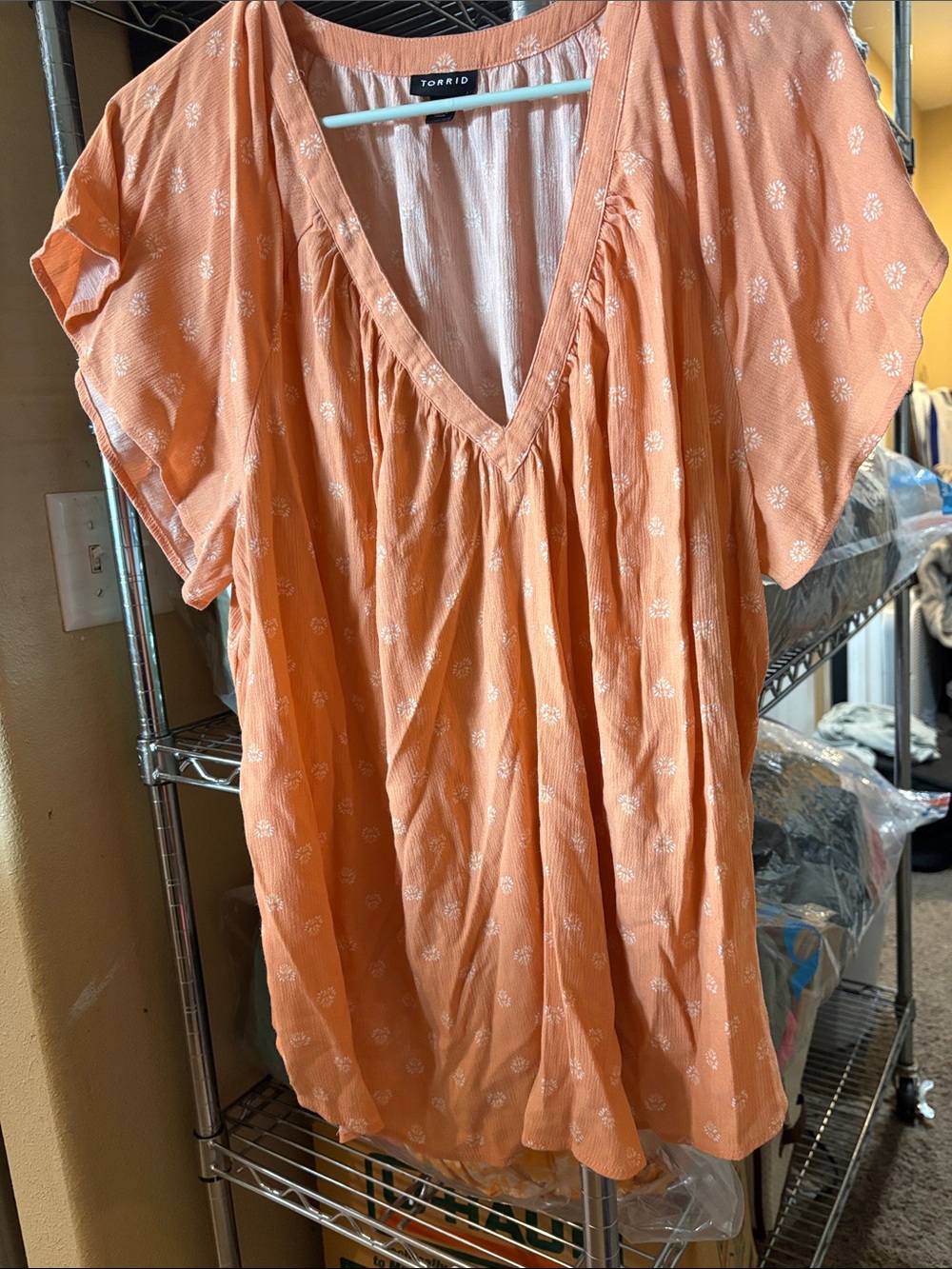 torrid Peach V-Neck Peasant Tunic with White Ditsy Print